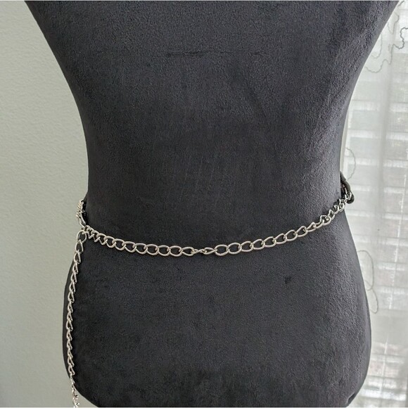Chico\'s Retired Pewter/Antique Silver Tone Medallion Belt 41\